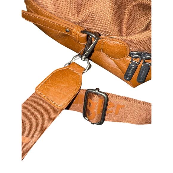 NEW Wrangler Brown Aztec Southwestern tapestry BAG SET WEEKEND DUFFLE & PURSE - Picture 13 of 15